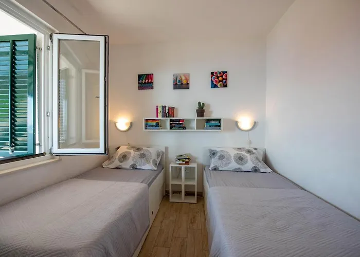 Zora Apartament