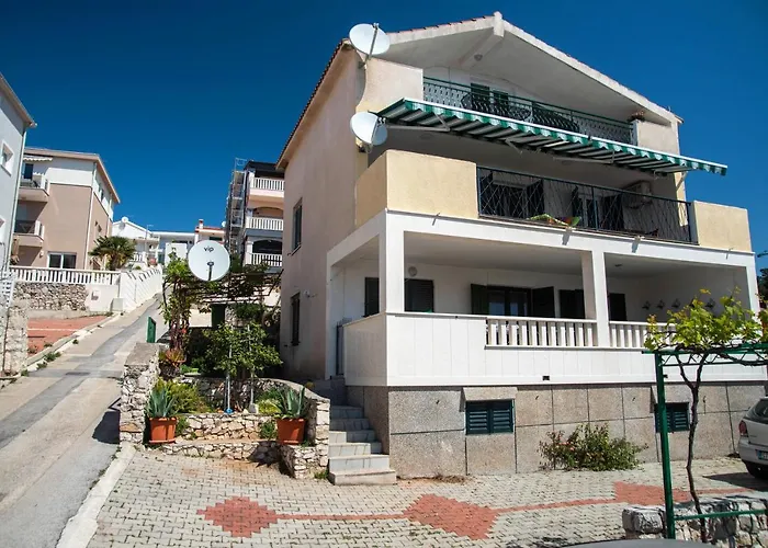 Zora Trogir